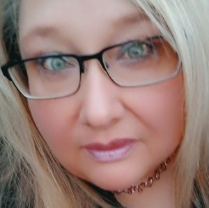 Meet your Posher, Sherry